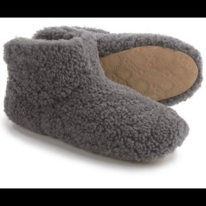 UGG slipper booties